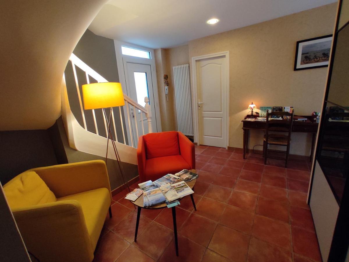 Aux Trois Palmiers Bed and Breakfast Saint-Brieuc Buitenkant foto